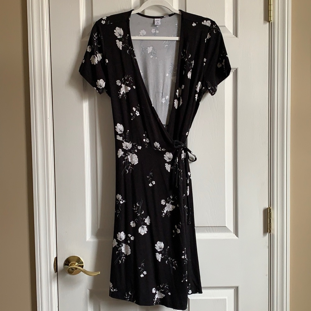 Old Navy wrap dress